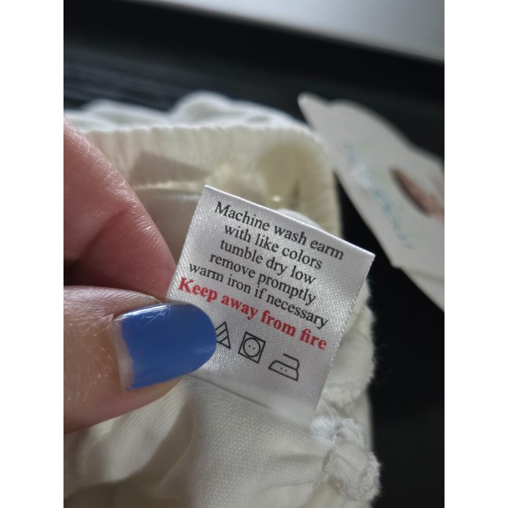 NWT Magnolia Baby White Ruffle Diaper Cover Bloomers Size‎ 3 Months Neutral - Picture 10 of 11